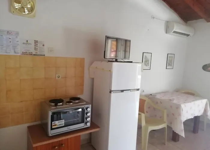 Kastraki Apartament *